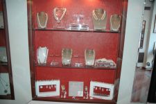 Азербайджанским модницам - золотая классика уступает место элегантности и шику (фотосессия)