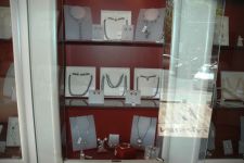 Азербайджанским модницам - золотая классика уступает место элегантности и шику (фотосессия)