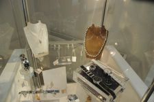 Азербайджанским модницам - золотая классика уступает место элегантности и шику (фотосессия)