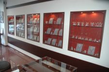 Азербайджанским модницам - золотая классика уступает место элегантности и шику (фотосессия)