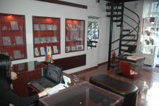 Азербайджанским модницам - золотая классика уступает место элегантности и шику (фотосессия)