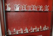 Азербайджанским модницам - золотая классика уступает место элегантности и шику (фотосессия)