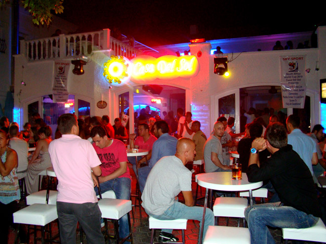 БОДРУМ - в столице турецкой тусовки: ночная жизнь, вопреки запрету мэрии (часть вторая, фотосессия)