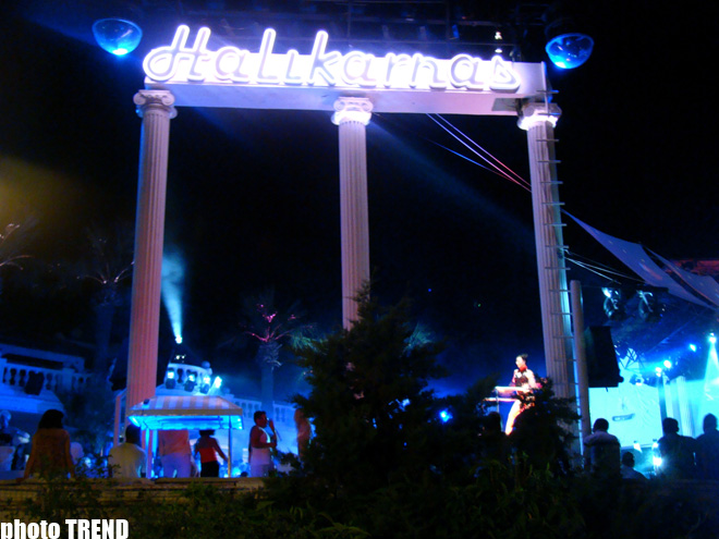 БОДРУМ - в столице турецкой тусовки: ночная жизнь, вопреки запрету мэрии (часть вторая, фотосессия)