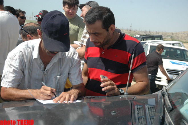 Off-road в Баку по дороге, которой нет (фотосессия)