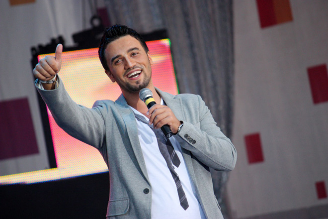 ТОП-20 самых симпатичных азербайджанских певцов (фотосессия)