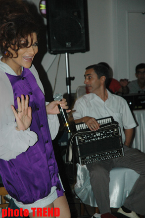 Певицы Хумар Гадимова и Аян, или Одно "Письмо" на двоих (фотосессия)