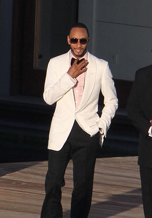 Алишия Кис вышла замуж за отца своего будущего ребенка (фотосессия)