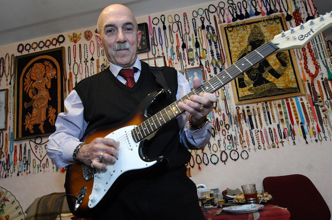 Азербайджанец в Книге рекордов Гиннеса! Страстный коллекционер четок Фархад Бабаханов (фотосессия)