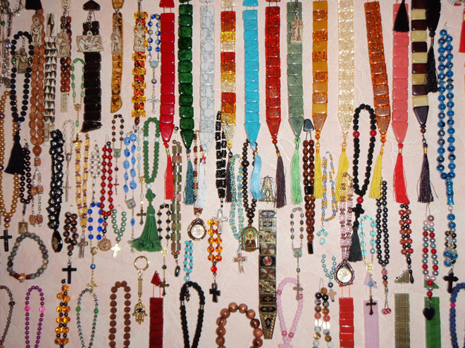 Азербайджанец в Книге рекордов Гиннеса! Страстный коллекционер четок Фархад Бабаханов (фотосессия)