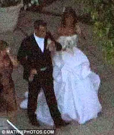 Робби Уильямс женился (фотосессия)