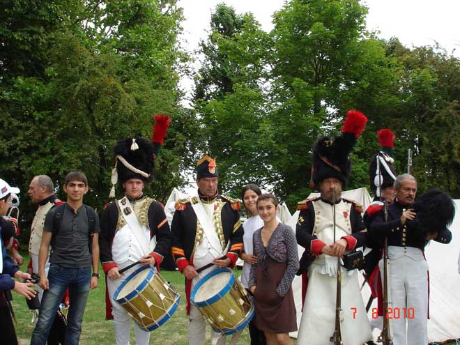 Азербайджанские школьники прогулялись по Европе (фотосессия)