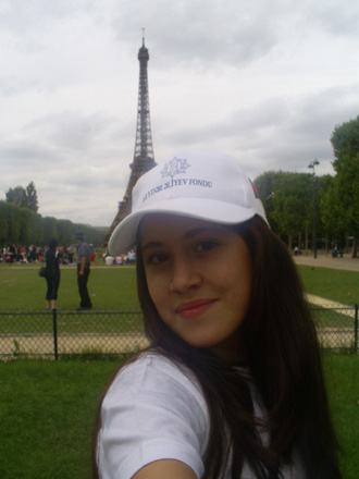 Азербайджанские школьники прогулялись по Европе (фотосессия)