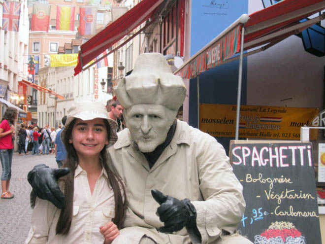 Азербайджанские школьники прогулялись по Европе (фотосессия)