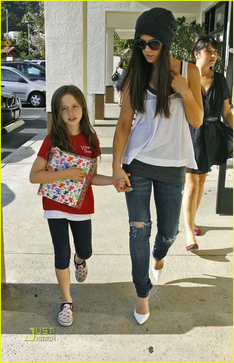 Рейтинг самых соблазнительных мам Голливуда (фотосессия)