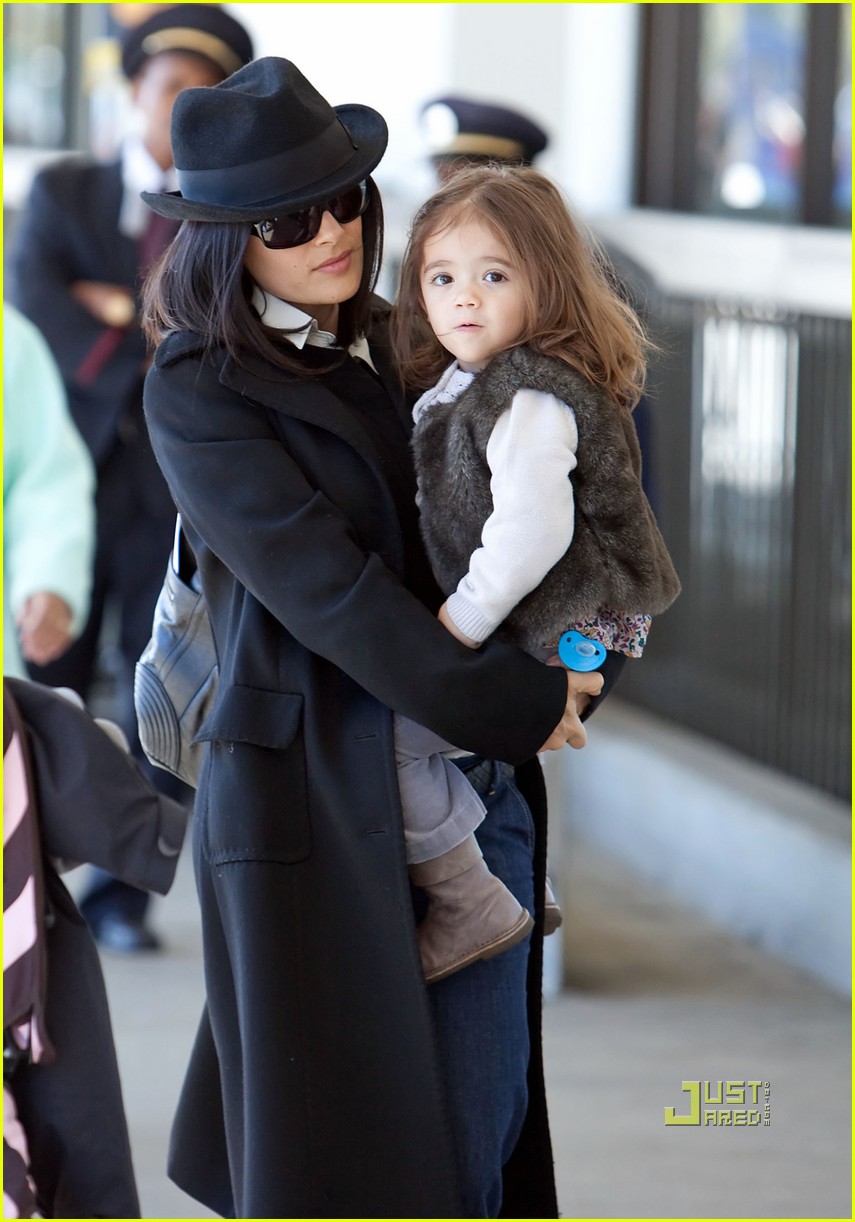 Рейтинг самых соблазнительных мам Голливуда (фотосессия)