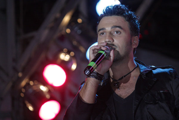 Певица Ройа Айхан "изменила" мужу в Евлахе (фотосессия)