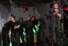 Певица Ройа Айхан "изменила" мужу в Евлахе (фотосессия)