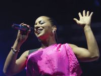 ВИЧ-инфицированную солистку No Angels приговорили к условному лишению свободы