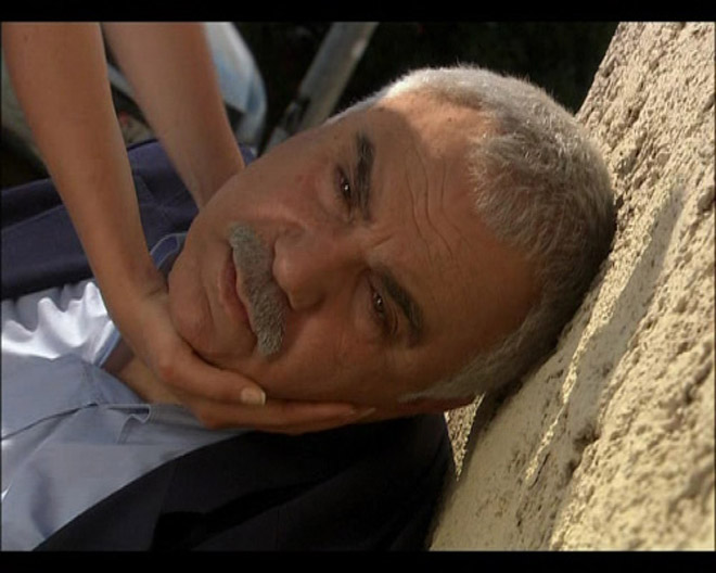 Трагический конец – сериал "Листопад" завершился кончиной заботливого отца (фотосессия)