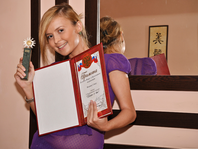 Севда Яхъяева удостоена "Гран-при" международного конкурса "Кумиры 21-го века" в Кисловодске