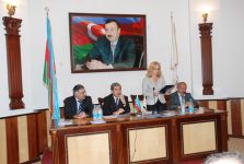 В Баку презентована уникальная образовательная программа "Мастер делового администрирования" (фотосессия)