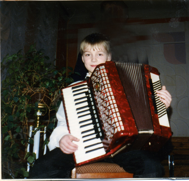 У меня масса друзей из легендарного Баку – российский актер и певец Алексей Воробьев (фотосессия)