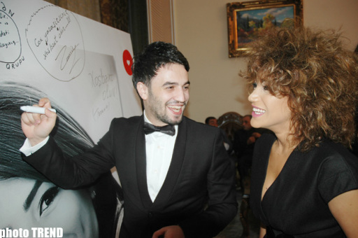 Танцевальный конкурс на свадьбе певицы Егяны, где был похищен турецкий жених (фотосессия)