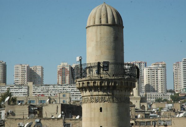 "Карабахский азан Гази" будет звучать в мечетях Тегерана и на телеканале, вещающем на арабском языке в Европе