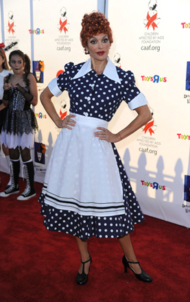 Знаменитости и Хэллоуин-2010 (фотосессия)