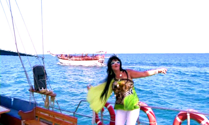 Назпери Досталиева  очаровала турецкого певца (фотосессия)