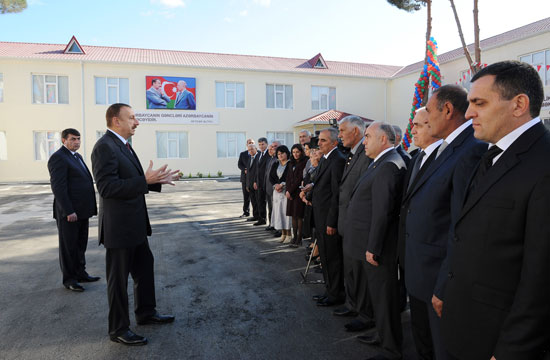 Президент Азербайджана принял участие в открытии Мурсаллинской сельской средней школы Сабирабадского района (ОБНОВЛЕНО) (ФОТО)
