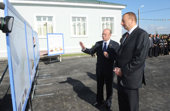 Президент Азербайджана принял участие в открытии новых домов в Имишлинском районе (ДОПОЛНЕНО) (ФОТО)