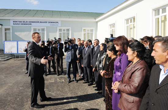 Президент Азербайджана принял участие в открытии новых домов в Имишлинском районе (ДОПОЛНЕНО) (ФОТО)