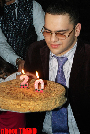 Звездный юбилей певца Мурада Садыха (фотосессия)