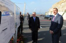 Президент Азербайджана принял участие в открытии участков автомобильной дороги Баку-Алят (ДОПОЛНЕНО)(ФОТО)