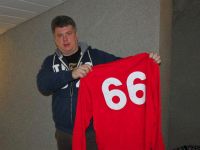 На новом стадионе "Уэмбли" увековечена память об азербайджанском арбитре Тофике Бахрамове (фотосессия)