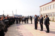 Президент Азербайджана принял участие в церемонии открытия нового поселка для семей вынужденных переселенцев в Агдамском районе (ДОПОЛНЕНО) (ФОТО)