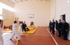 Президент Азербайджана принял участие в церемонии открытия нового поселка для семей вынужденных переселенцев в Агдамском районе (ДОПОЛНЕНО) (ФОТО)