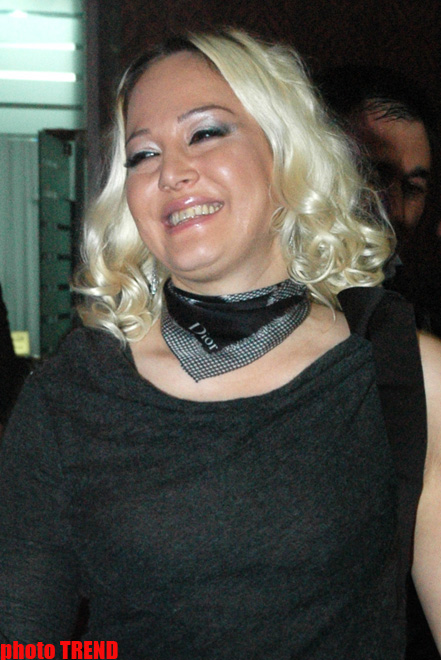 Беременная модель Гюнай – "отец младенца – предприниматель", или Теплые отношения с шоу-звездой (фотосессия)