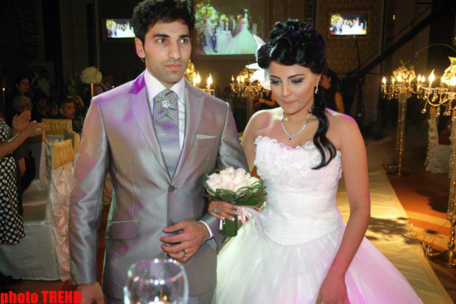 Айгюн Кязымова довела девичью свадьбу Гюлай Гадировой до 100°С (фотосесcия)