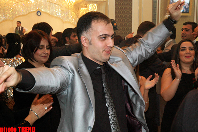 Айгюн Кязымова довела девичью свадьбу Гюлай Гадировой до 100°С (фотосесcия)