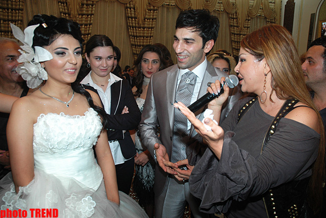 Айгюн Кязымова довела девичью свадьбу Гюлай Гадировой до 100°С (фотосесcия)