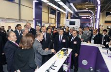 Президент Азербайджана ознакомился с выставкой "BakuTel-2010" (ДОПОЛНЕНО)(ФОТО)