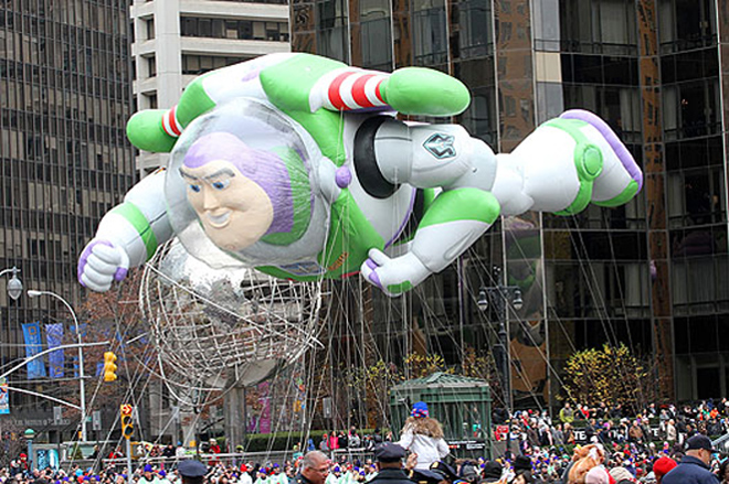 Нью-Йоркский парад в День благодарения (фотосессия)