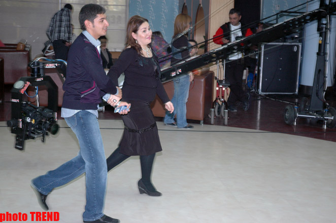 Певица Аян устроила дневную вечеринку "Ayan International" (фотосессия)