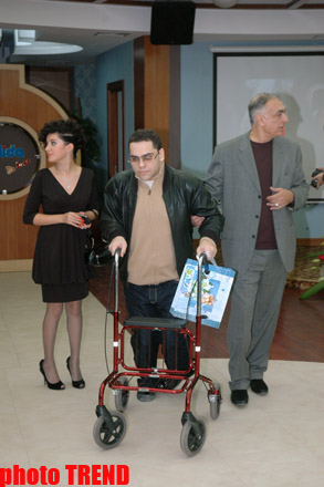 Певица Аян устроила дневную вечеринку "Ayan International" (фотосессия)