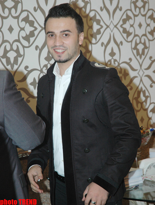 На свадьбе певицы Гюлай часы жениха были выставлены на аукцион и … (фотосессия)