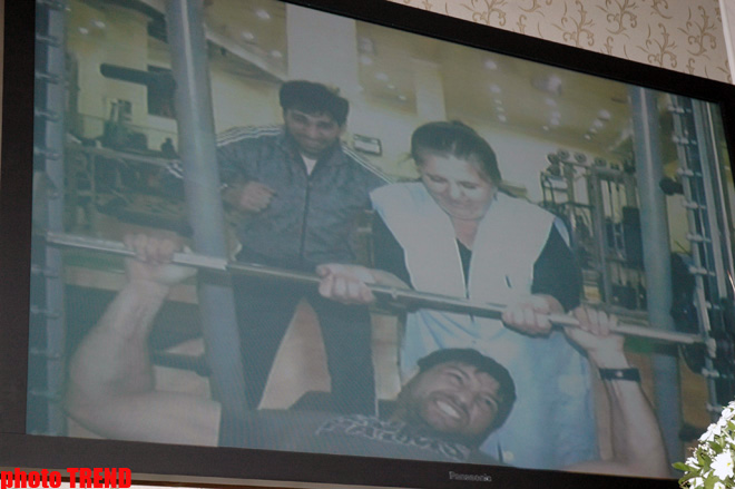 На свадьбе певицы Гюлай часы жениха были выставлены на аукцион и … (фотосессия)