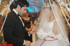 На свадьбе певицы Гюлай часы жениха были выставлены на аукцион и … (фотосессия)